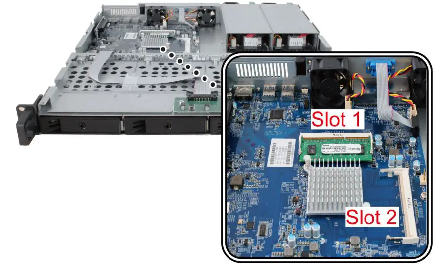 Synology RackStation RS818+RS818RP+ Installation Guide - Push forward the top cover to the front-end of your RackStation, as indicated above