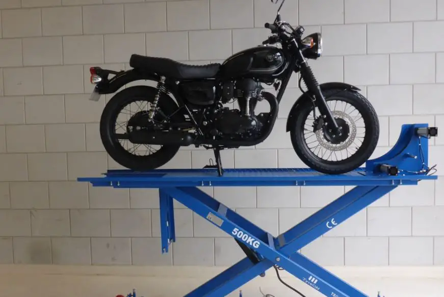 Hamron 016572 Motorcycle Lift Instruction Manual Hamron 016572 Motorcycle Lift Instruction Manual