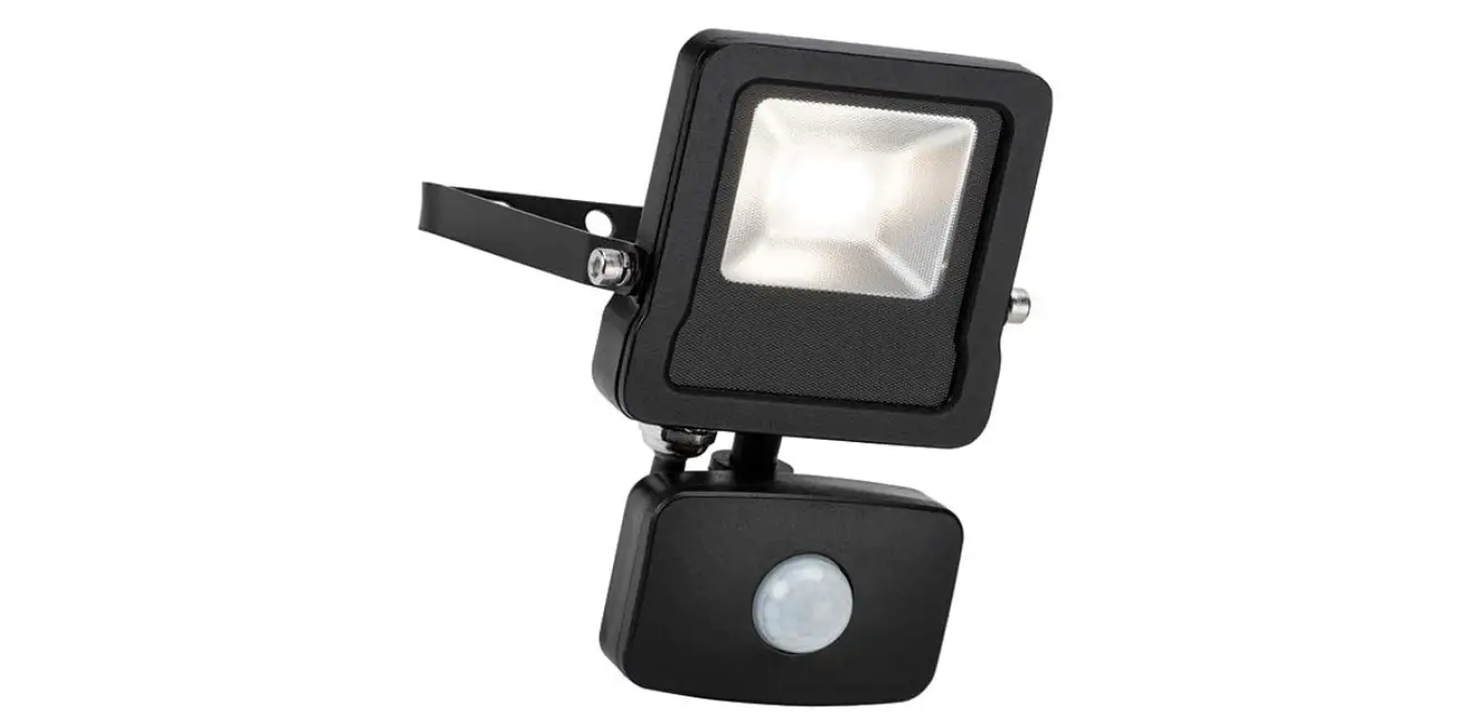 Saxby 78963 Surge Pir Led Black Sensor Floodlight Instructions