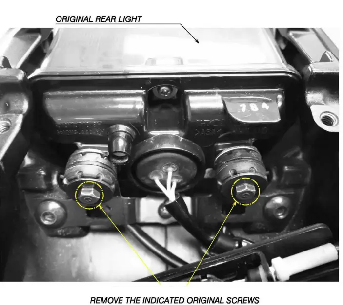 rizoma-PT116-Fox-License-Plate-Holder-FIG 12