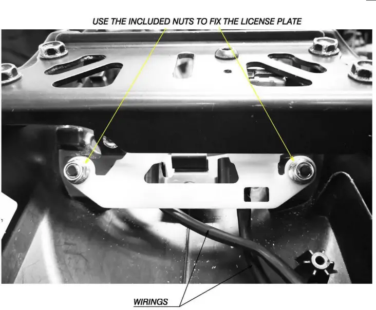 rizoma-PT116-Fox-License-Plate-Holder-FIG 21