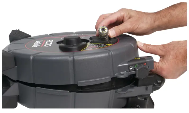 RIDGID R70808 SeeSnake MicroReel APX Portable and Customizable Diagnostic Camera Reel - clip