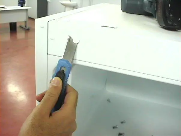 BUSH BIE7030FF Built In Combi Fridge - REPLACEMENT PROCEDURE 11