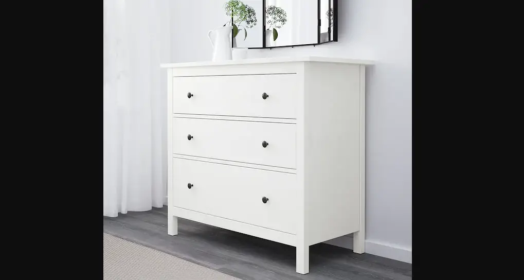 Ikea 103.556.89 Hemnes Chest Of 3 Drawers Instruction Manual Ikea 103.556.89 Hemnes Chest Of 3 Drawers Instruction Manual