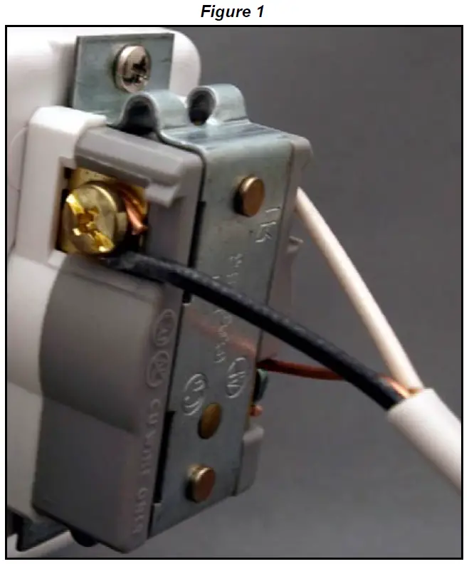 Monoprice-104006-Recessed-Low-Voltage-Cable-Wall-Plate-with-Recessed-Power-fig-3