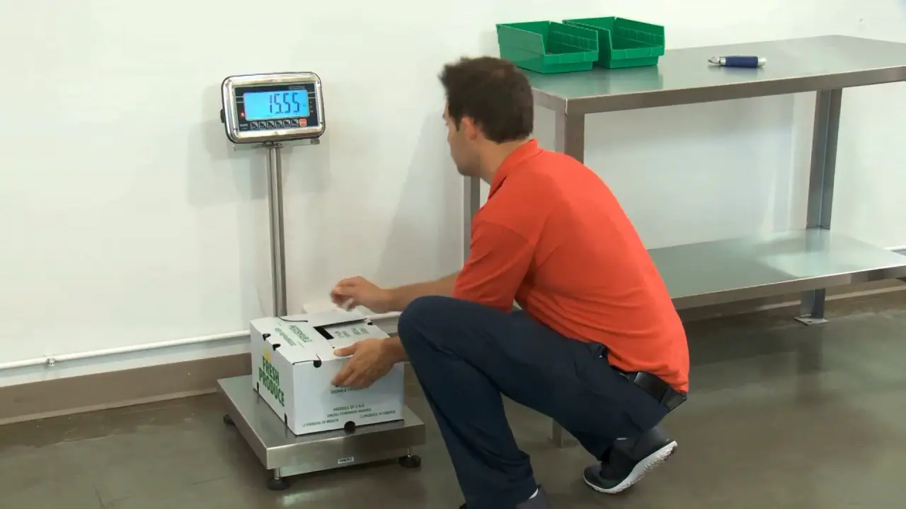 Uline H-5275 150 Lbs. X .05 Lb. Parcel Scale User Guide Uline H-5275 150 Lbs. X .05 Lb. Parcel Scale User Guide