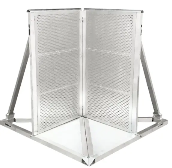 Capture shopify CB1R Event Lighting Crowd Barrier Corner