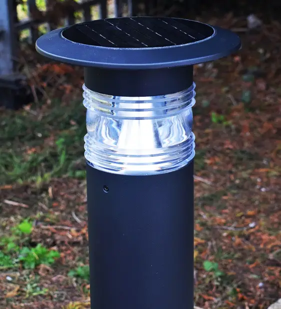 UMENA HALOPOST Professional Solar Bollard Light