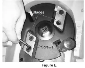 HARBOR FREIGHT 69293 Electric Chipper Shredder - reversible Blades