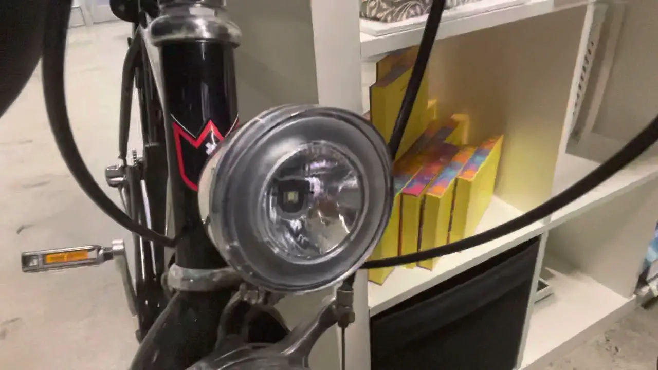 Spanninga Swingo 4 Bicycle Light Instruction Manual