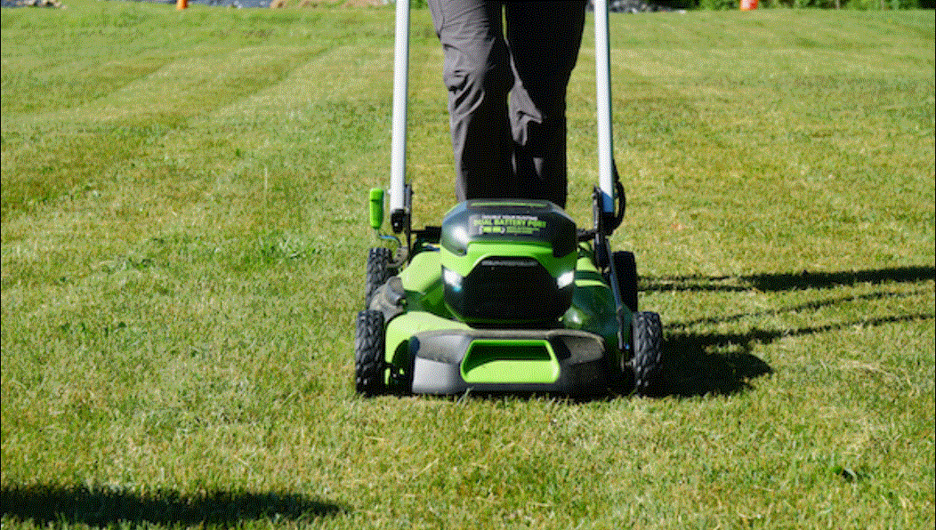 Greenworks Pro 060-1340 Lawn Mower Owner's Manual Greenworks Pro 060-1340 Lawn Mower Owner's Manual