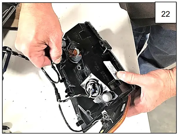 AXC E0001 X-LINE Fender Flare Jeep Wrangler Unlimited - Step 22