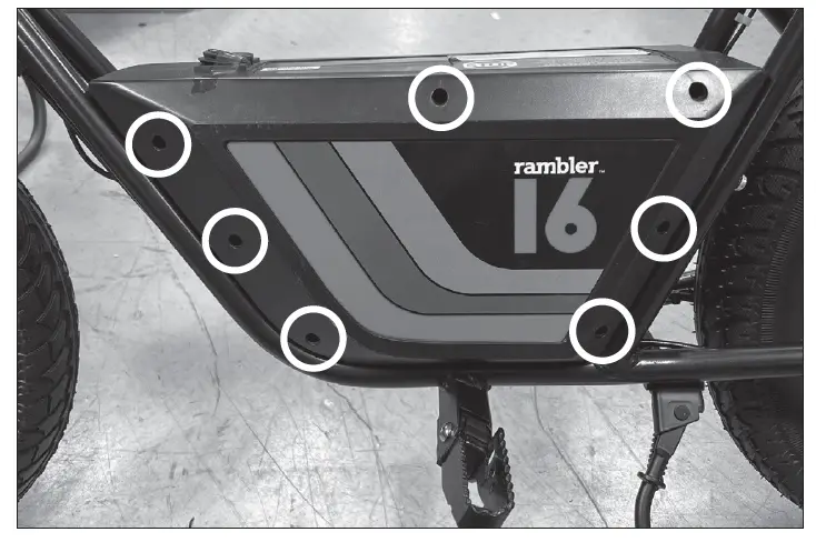 Razor-W15128785048-Rambler-16-Rear-Wh-FIG- (1)