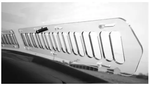 FALCON RIDGE AC-PRO-WD05 Full Aero-Vent Polycarbonate Windshield-fig3