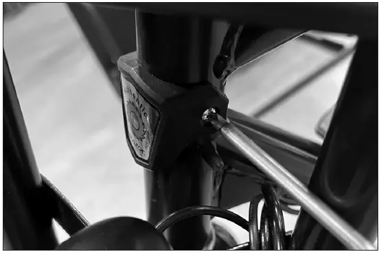 Razor-W15128785023-Rambler-16-Front-Fork-Headset-Bearings-fig- (4)