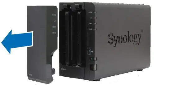 Synology DS218 DiskStation - Install Drives