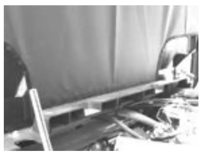 FALCON RIDGE John Deere Gator XUV 620i Cab 1