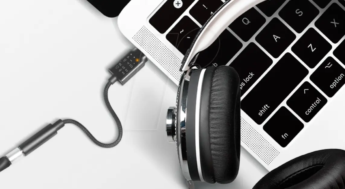 Tripp-lite U437-001 Usb-c To Stereo Audio Adapter User Guide Tripp-lite U437-001 Usb-c To Stereo Audio Adapter User Guide