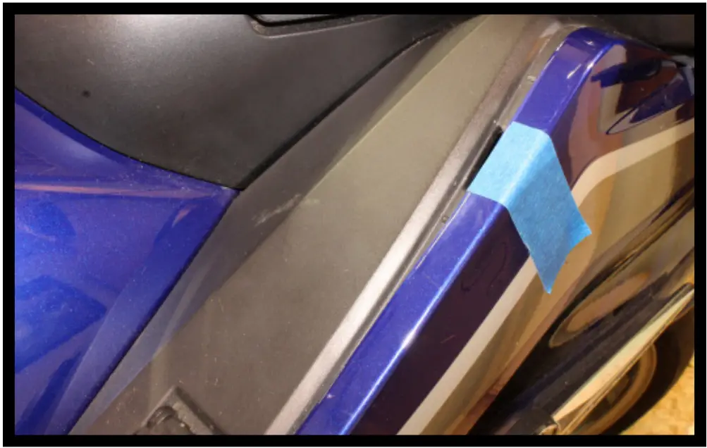 clearwater LIGHTS BMW R1200RT Side Panel Repair Kit - Remove panel