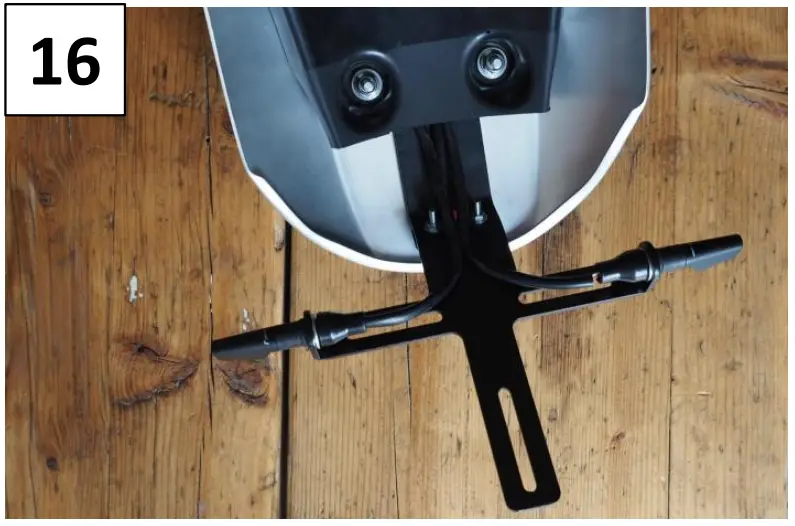 Assembly of the fender