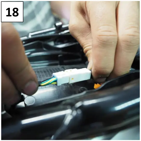 Assembly of the fender