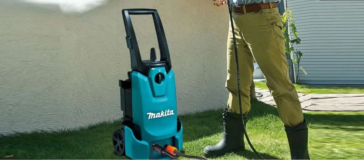 Makita Hw1200, Hw1300 High Pressure Washer Instruction Manual