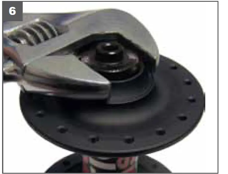 american-classic-Terrain-Front-Disc-Hub-15mm-Thru-Axle-to-QR-Retrofit-03