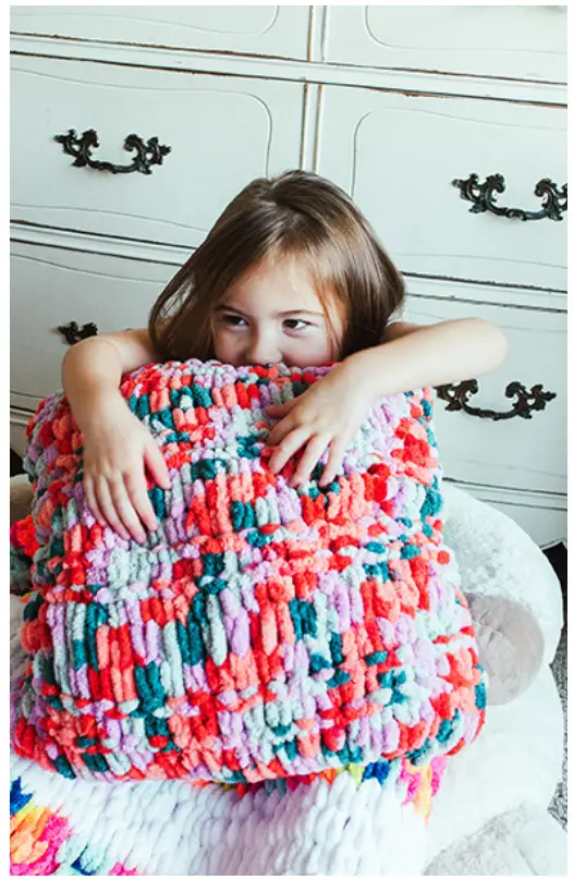 LION BRAND M20341 OH Off The Hook -