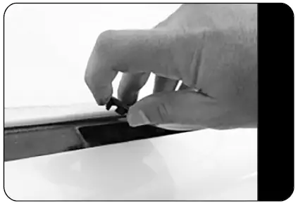 FRONT-RUNNER-Toyota-Land-Cruiser-200-Foot-Rails-Low-Profile-4