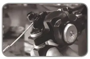 E-scooter W-tec Dealan - bolt in the picture