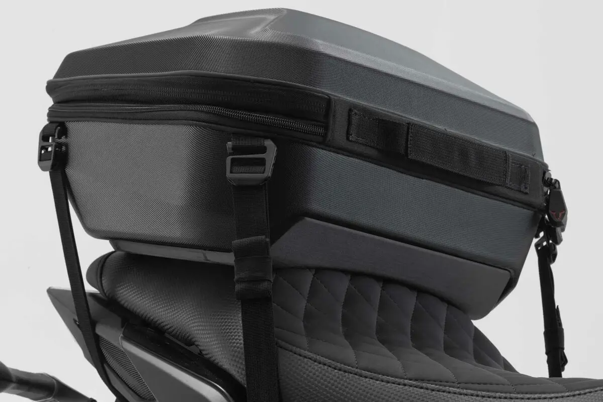 SW-MOTECH BC.HTA.00.677.22000-B URBAN ABS Top Case