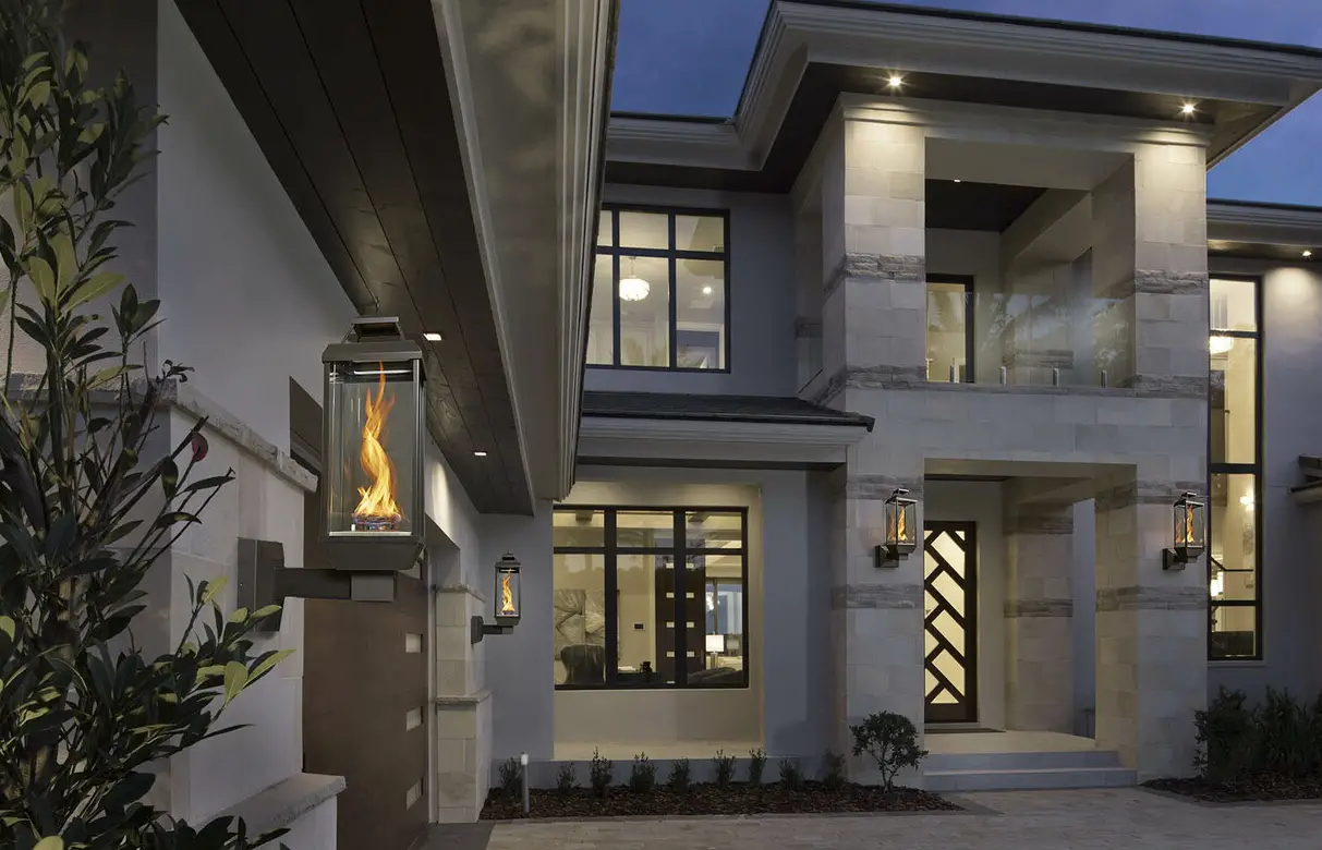 Travis Industries 94900746 Tempest Lantern Owner's Manual