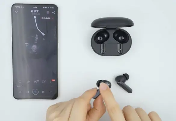 Wake up Voice Assistant