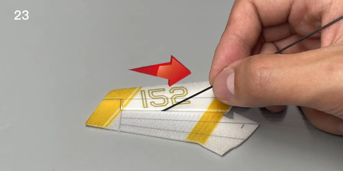 Minimum RC Cessna-152 Airplane - Overview 23