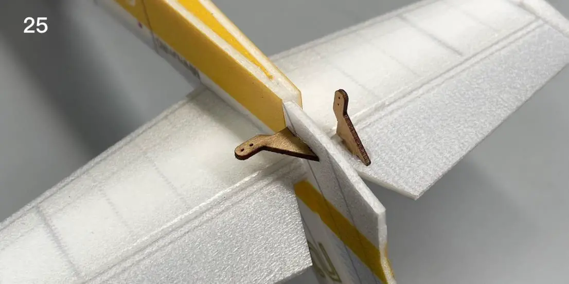 Minimum RC Cessna-152 Airplane - Overview 25