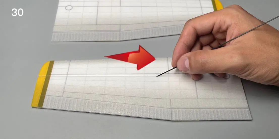 Minimum RC Cessna-152 Airplane - Overview 30