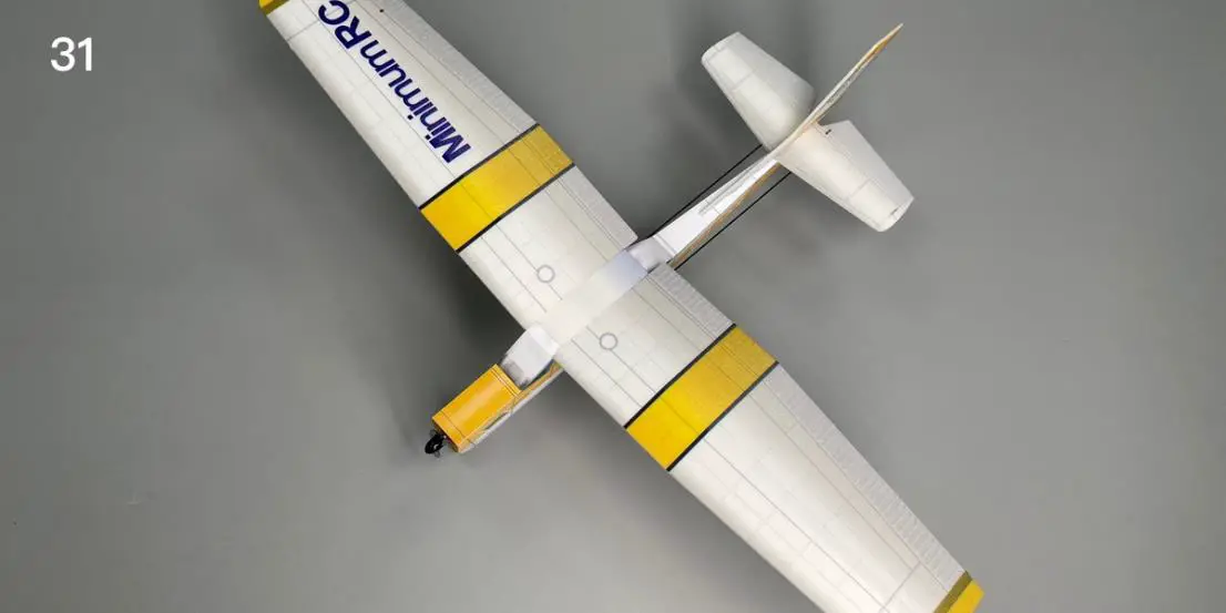 Minimum RC Cessna-152 Airplane - Overview 31