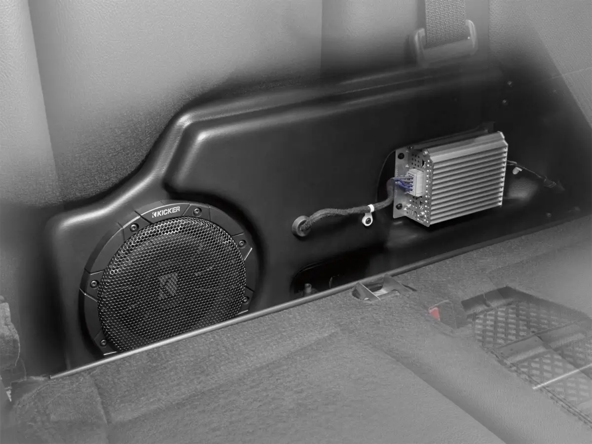 KICKER VML3Z18808A Amp and Subwoofer