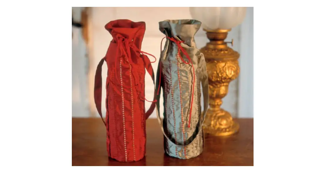 Husqvarna Viking Bottle Bag With Candlewicking Stitches Instruction Manual