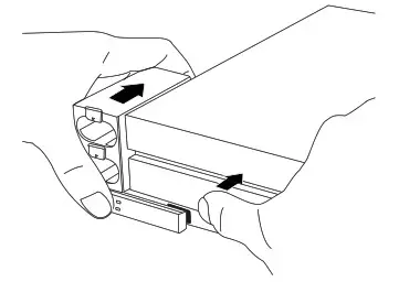 INSIGNIA NS-GXBOSBCS18 - Plug the charging station