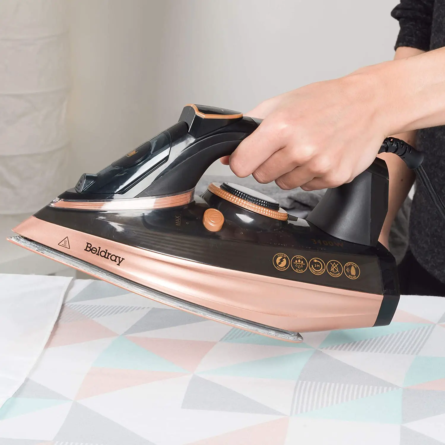 Beldray 3100W Steam Iron