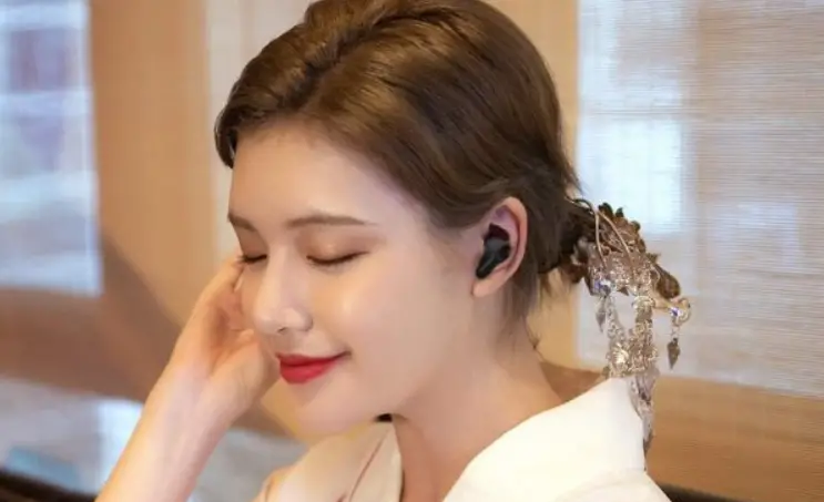 Omthing Eo002bt Airfree True Wireless In-ear Headphones User Guide Omthing Eo002bt Airfree True Wireless In-ear Headphones User Guide