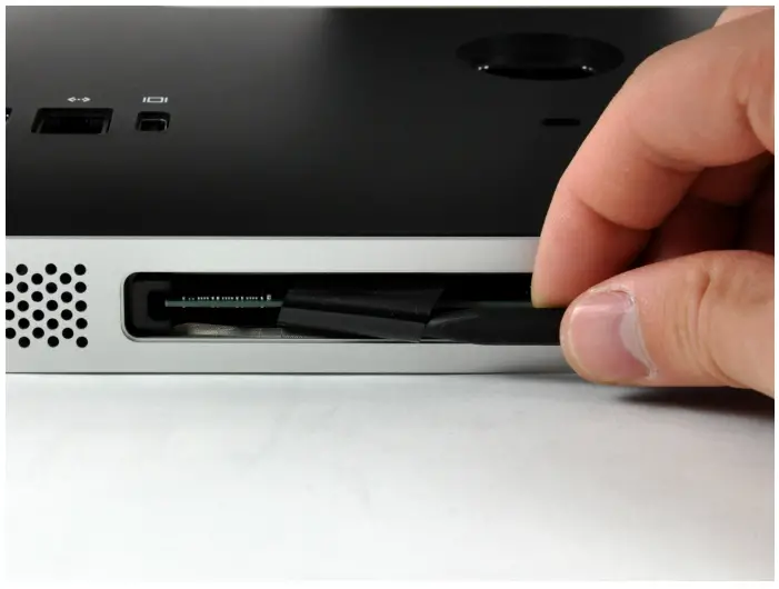 IFIXIT iMac Intel 24 Inch EMC 2267 RAM Replacement-fig1