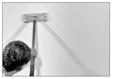 SONANCE INVISIBLE Series IS6T Speaker - signs of a speaker