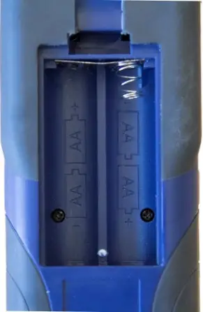 W HLER GS 300 - Changing the batteries