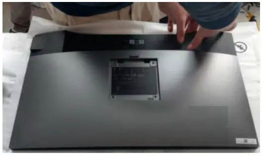 DELL U2520DR 25 USB-C Monitor -bottom side