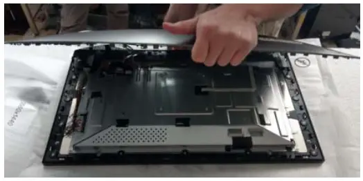 DELL U2520DR 25 USB-C Monitor - middle side