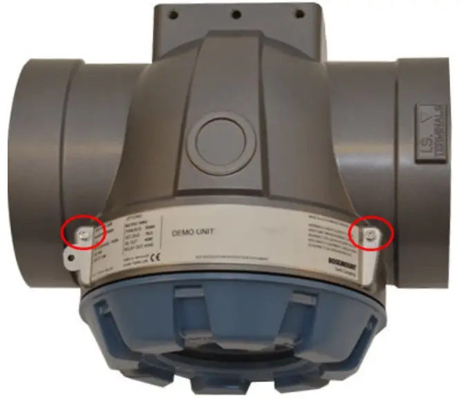 EMERSON Rosemount 2410 Tank Hub - Remove 1