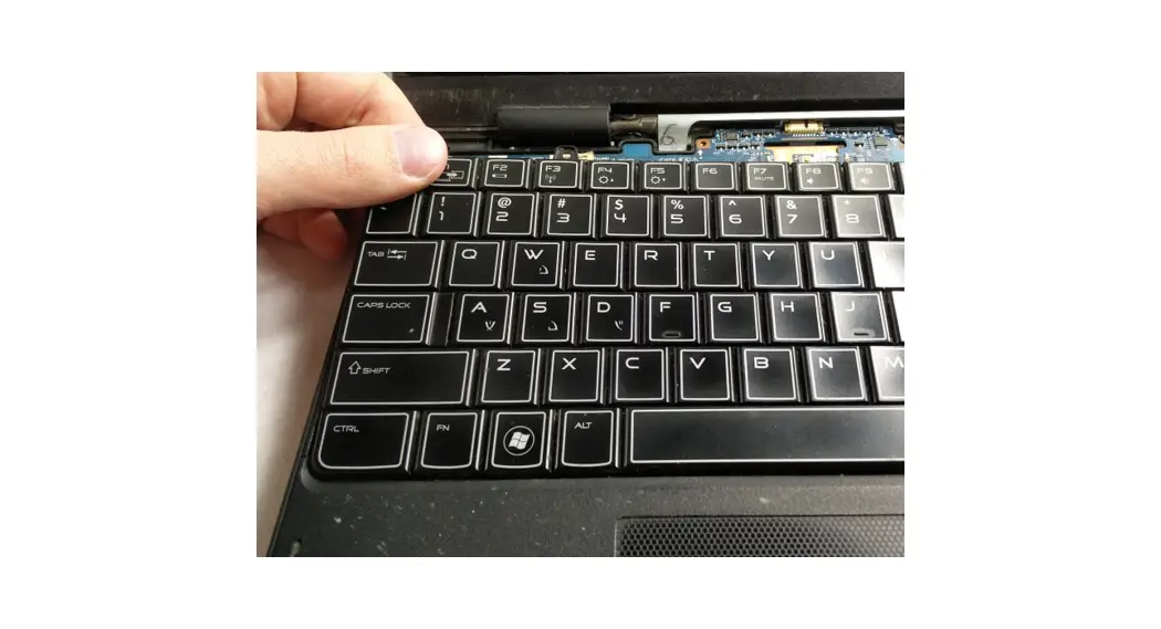 Ifixit Dell Alienware M11x R3 Keyboard Replacement Instruction Manual Ifixit Dell Alienware M11x R3 Keyboard Replacement Instruction Manual