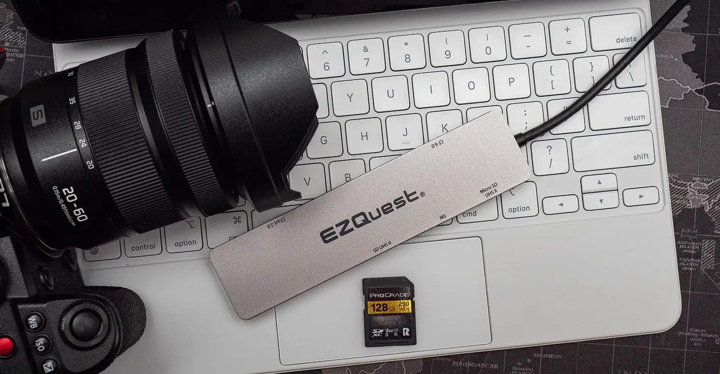 Ezquest X40021 5 In 1 Usb Type-c Card Reader User Manual Ezquest X40021 5 In 1 Usb Type-c Card Reader User Manual